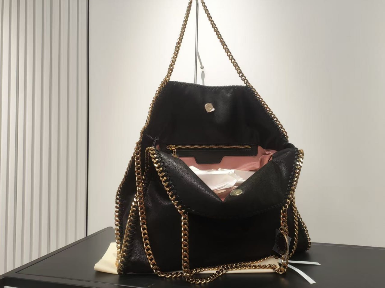 BORSA MCC