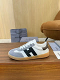 Sneakers H